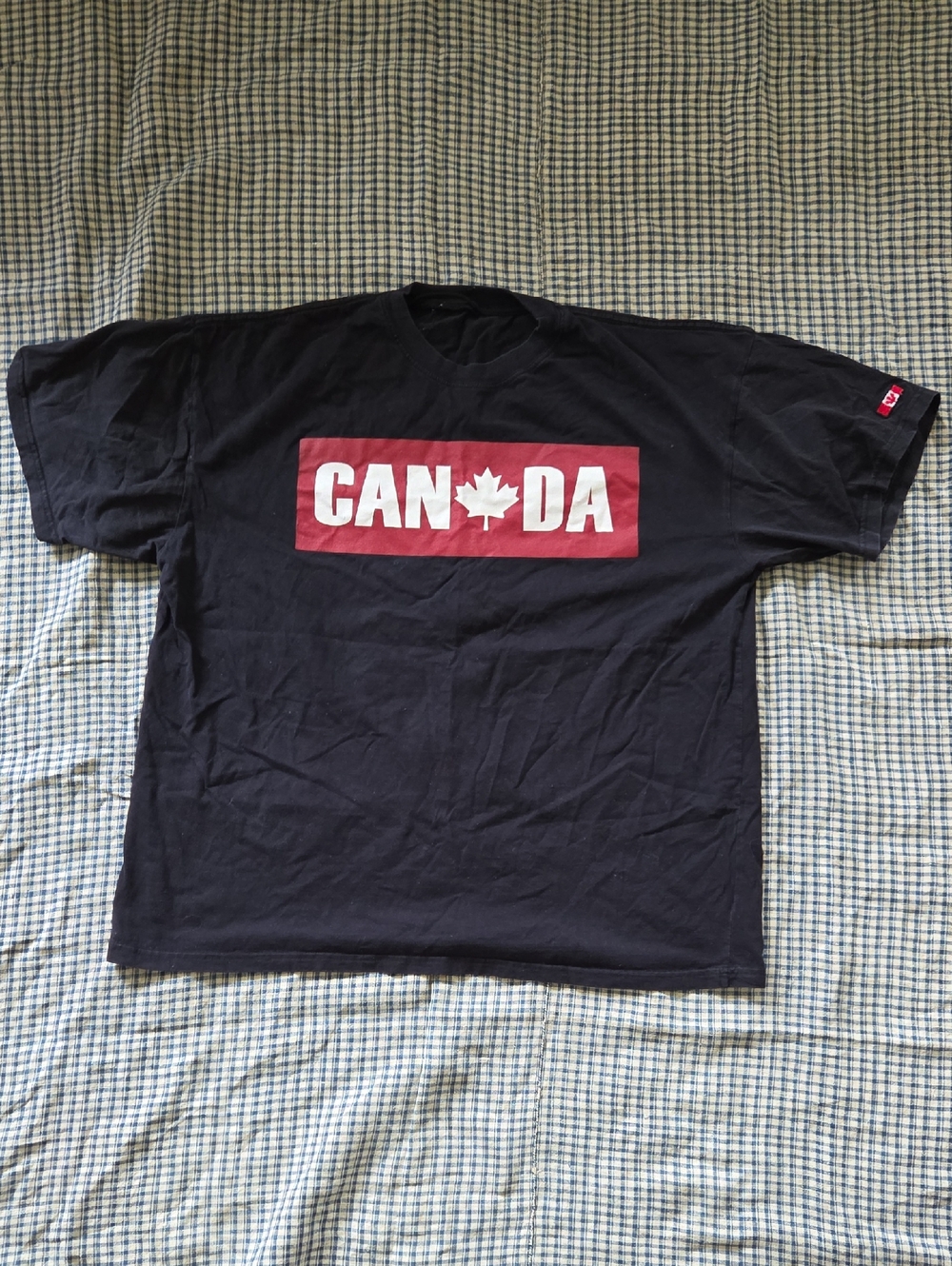 CANADA Graphic Tee